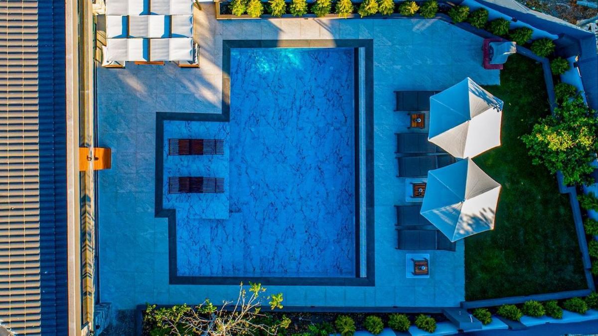 Tierra Detached Ultra Luxurious Villa