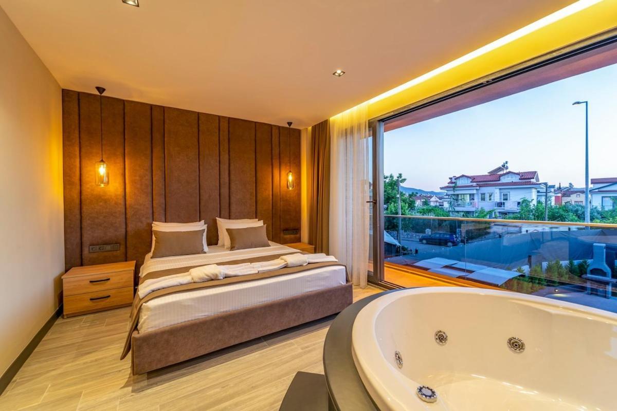 Tierra Detached Ultra Luxurious Villa *